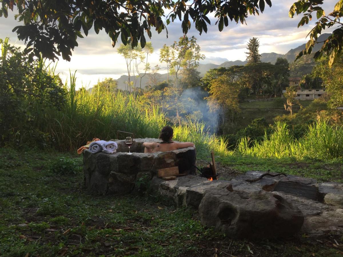 Glamping El Arbol En La Casa Villa San Antonio del Tequendama Buitenkant foto