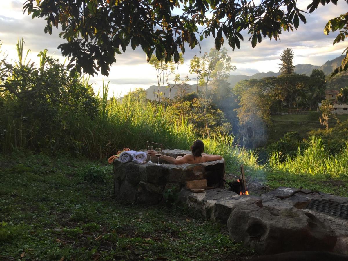 Glamping El Arbol En La Casa Villa San Antonio del Tequendama Buitenkant foto